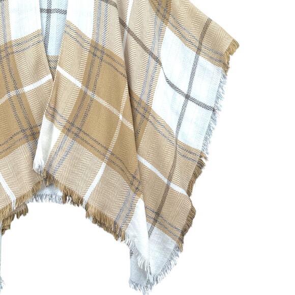V. Fraas Beige & White Fringe Hem Open Front Plaid‎ Wrap Poncho Womens One Size - Picture 2 of 5